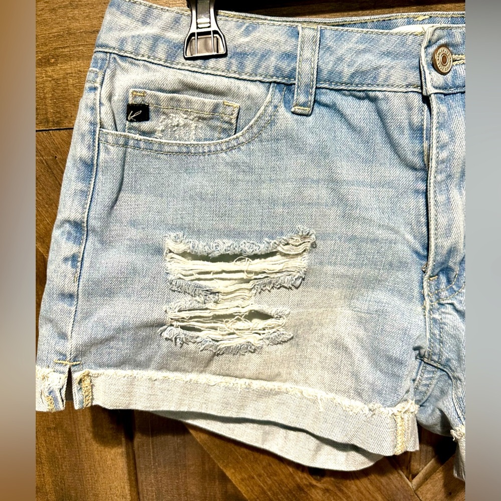 EUC Like New KanCan Light Wash Cuffed Denim Shorts - Picture 3 of 14